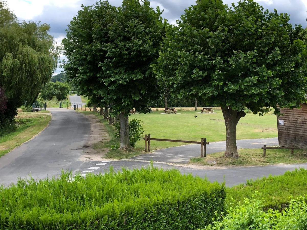 Le Gite Du Canal Noyers-sur-Cher Luaran gambar