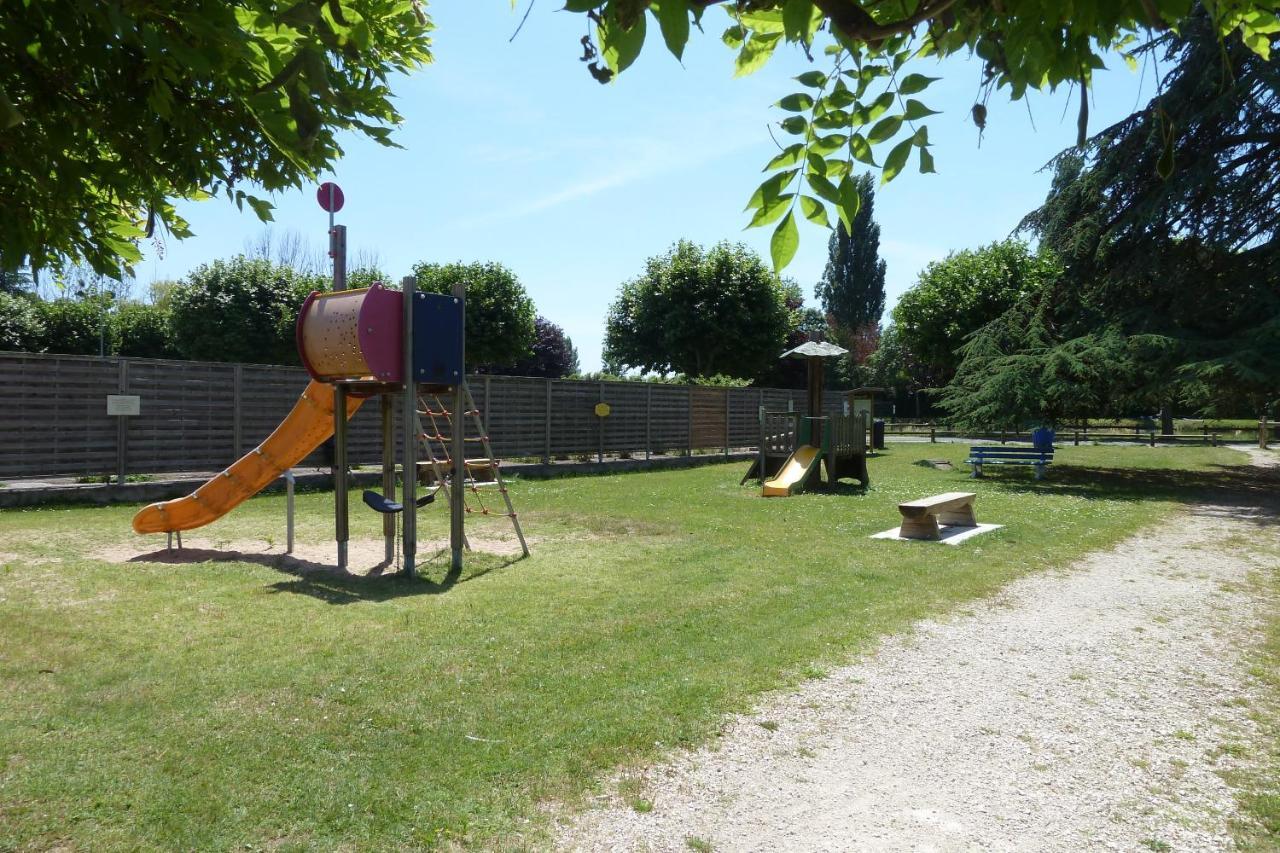 Le Gite Du Canal Noyers-sur-Cher Luaran gambar